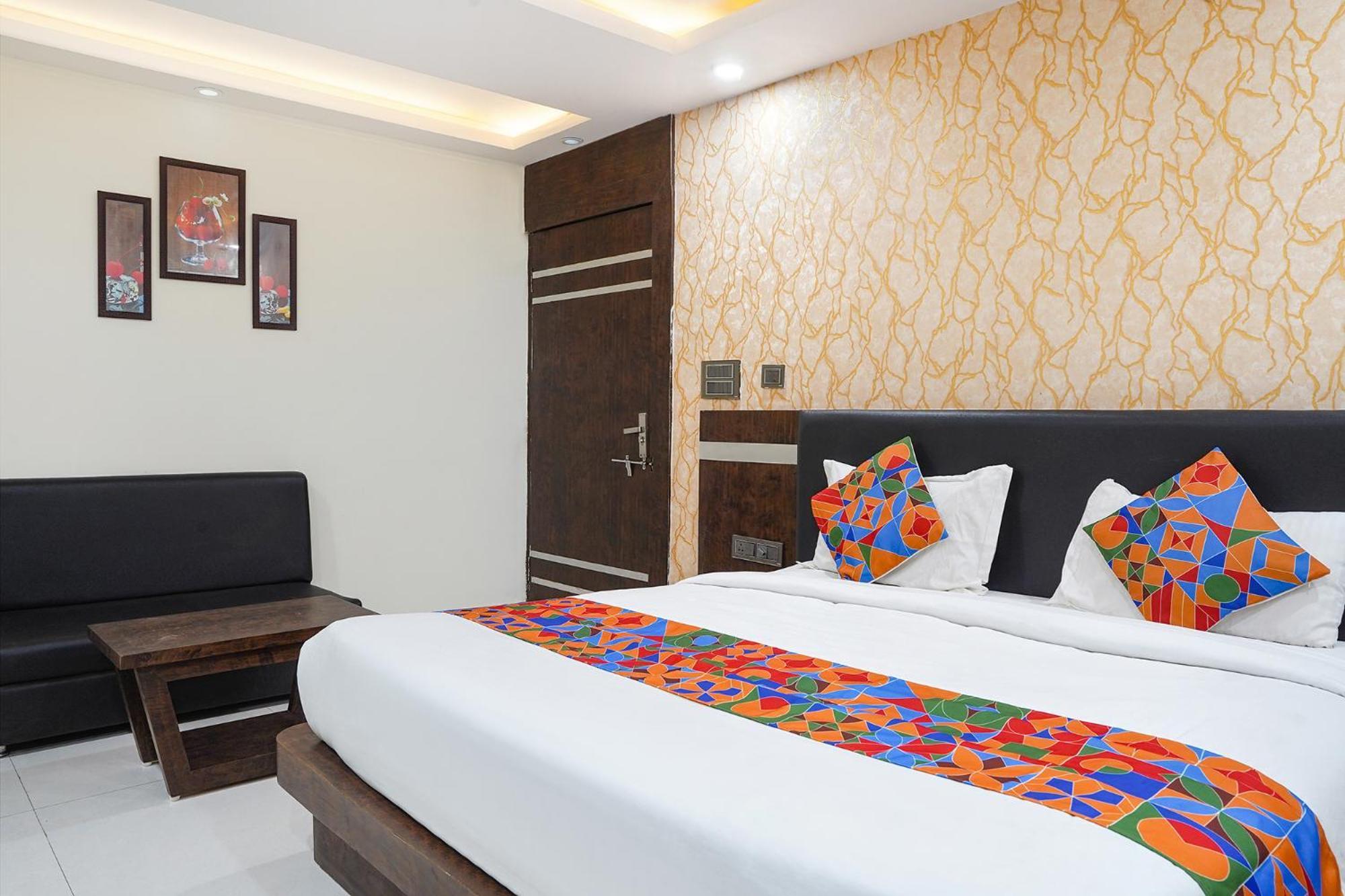 Fabhotel Jalsa Dlx Бопал Екстериор снимка