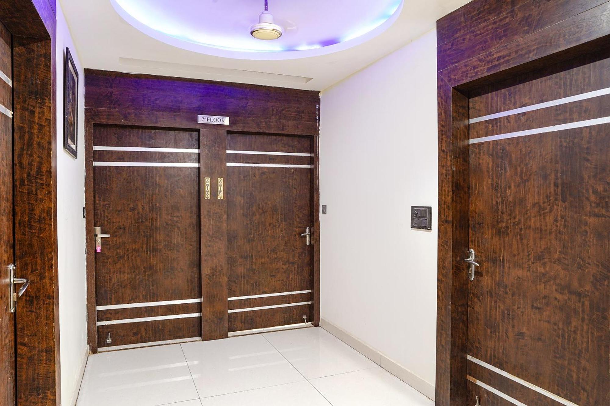 Fabhotel Jalsa Dlx Бопал Екстериор снимка