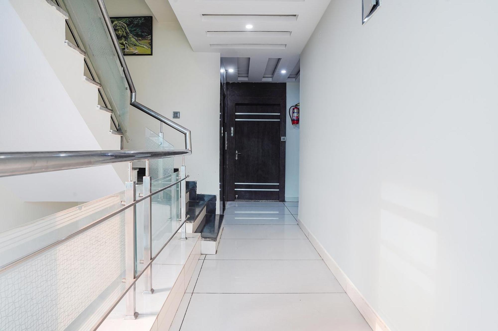 Fabhotel Jalsa Dlx Бопал Екстериор снимка