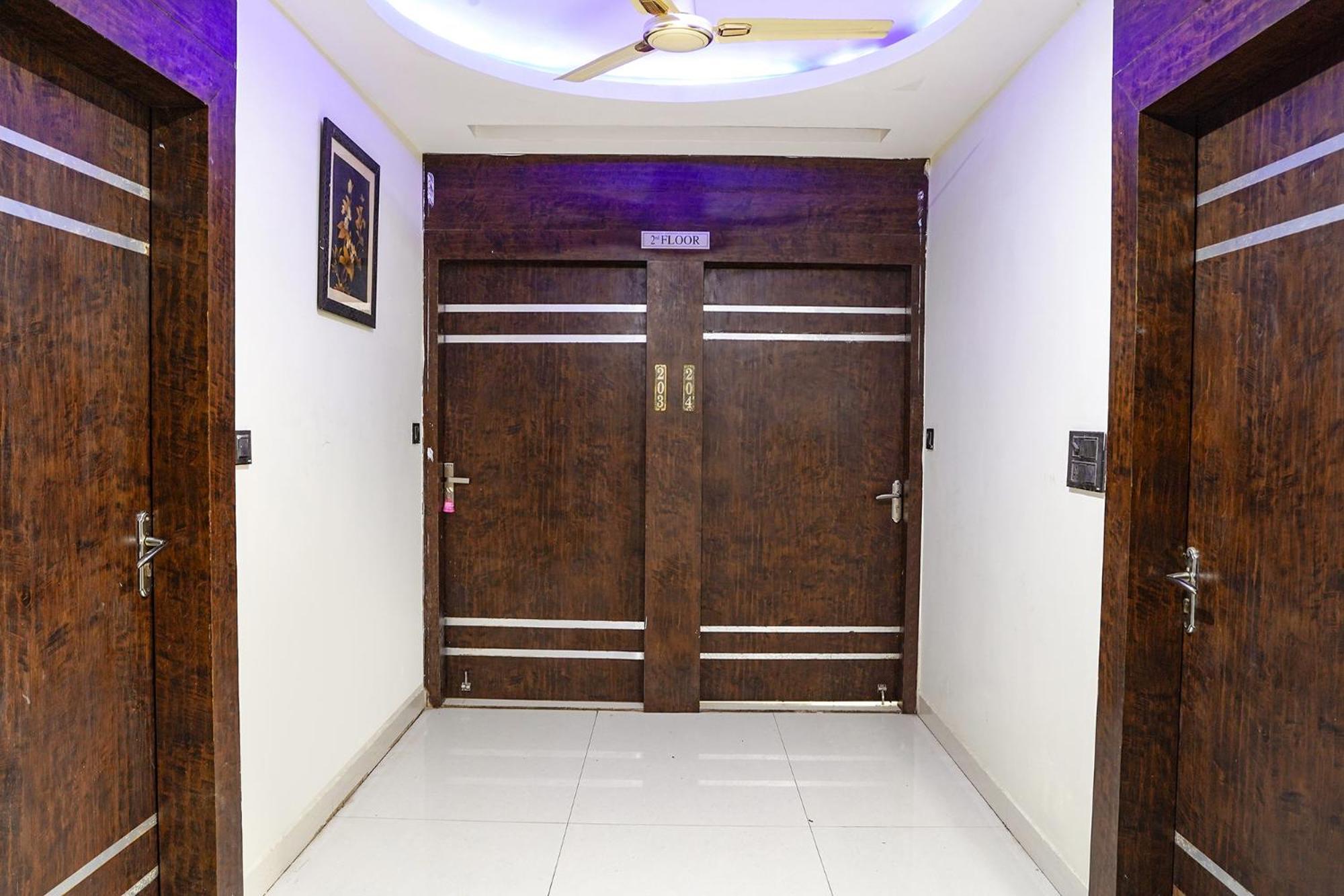 Fabhotel Jalsa Dlx Бопал Екстериор снимка